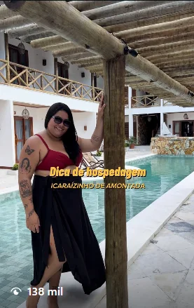 Reel de influenciadora na piscina com 138 mil visualizações